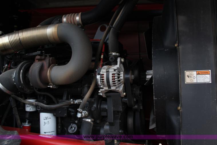 image for item F7600 2009 Versatile 375 4WD tractor