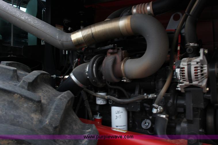 image for item F7600 2009 Versatile 375 4WD tractor