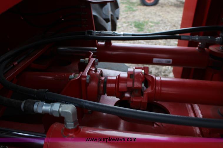 image for item F7600 2009 Versatile 375 4WD tractor