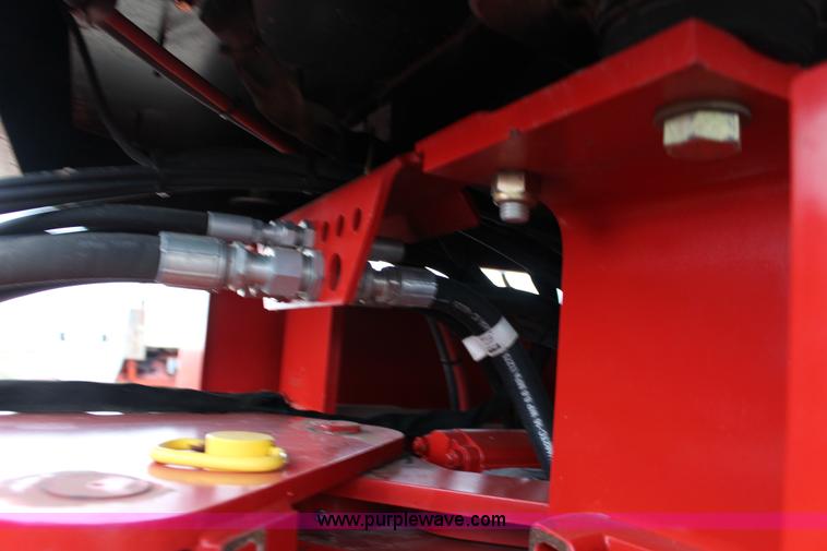 image for item F7600 2009 Versatile 375 4WD tractor