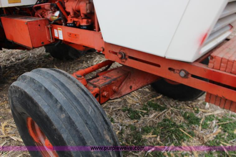 image for item F7601 1979 Case 2390 tractor