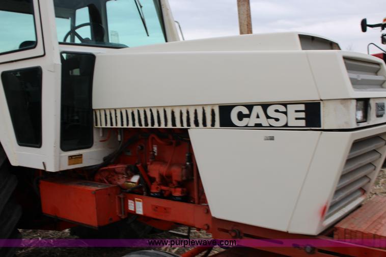 image for item F7601 1979 Case 2390 tractor