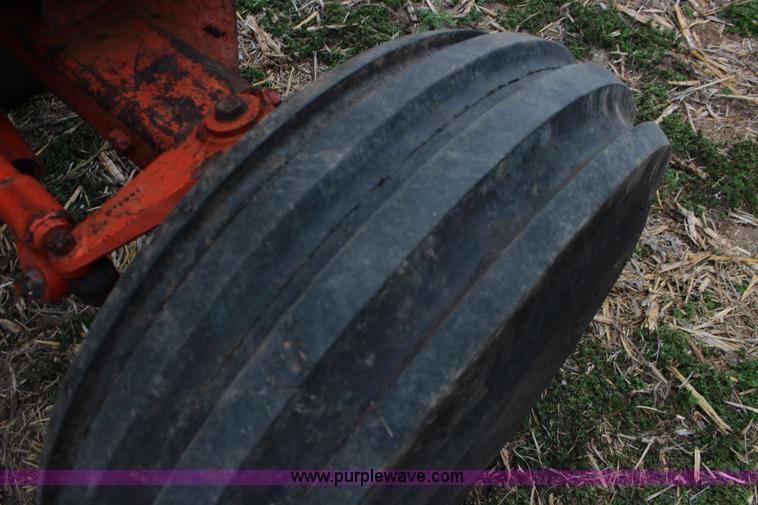 image for item F7601 1979 Case 2390 tractor