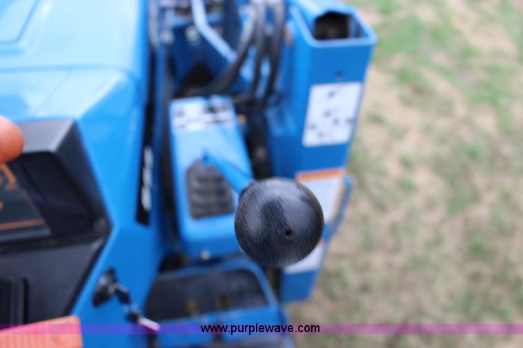 image for item F7608 1998 New Holland 1920 MFWD compact utility tractor