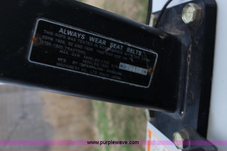 image for item F7608 1998 New Holland 1920 MFWD compact utility tractor