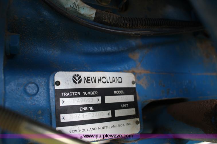 image for item F7608 1998 New Holland 1920 MFWD compact utility tractor