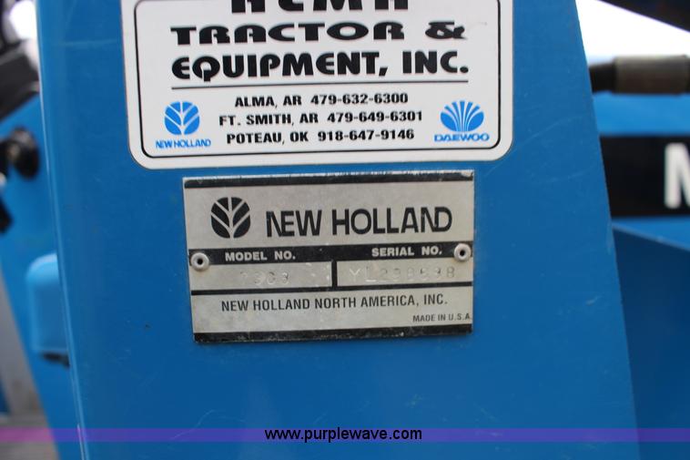 image for item F7608 1998 New Holland 1920 MFWD compact utility tractor