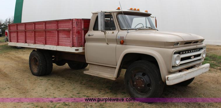 image for item F7609 1965 Chevrolet C60 grain truck