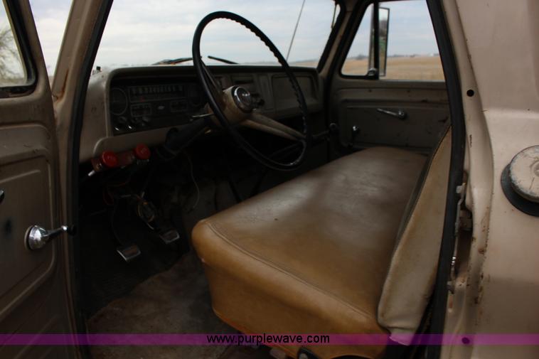 image for item F7609 1965 Chevrolet C60 grain truck