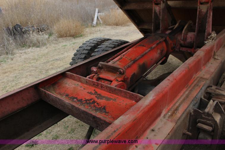 image for item F7609 1965 Chevrolet C60 grain truck