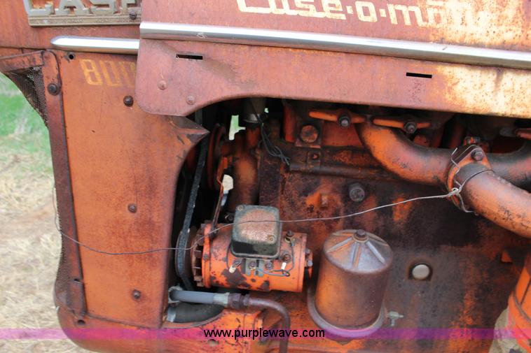 image for item F7614 Case 800 tractor