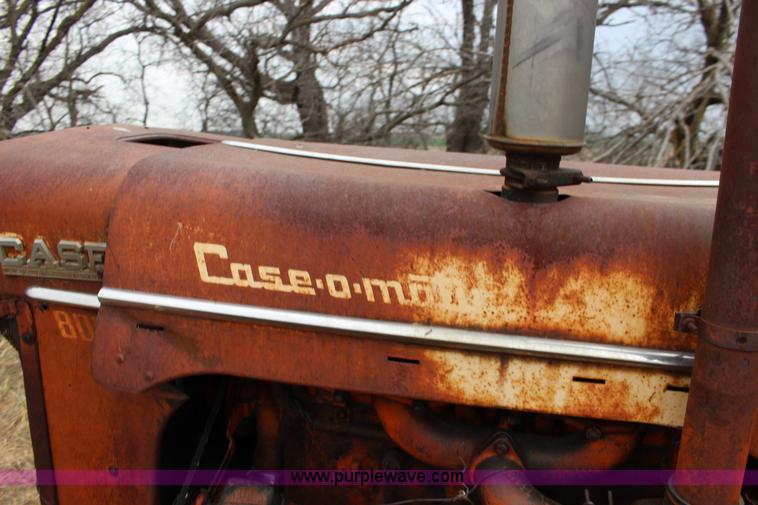 image for item F7614 Case 800 tractor