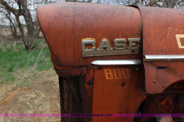 image for item F7614 Case 800 tractor