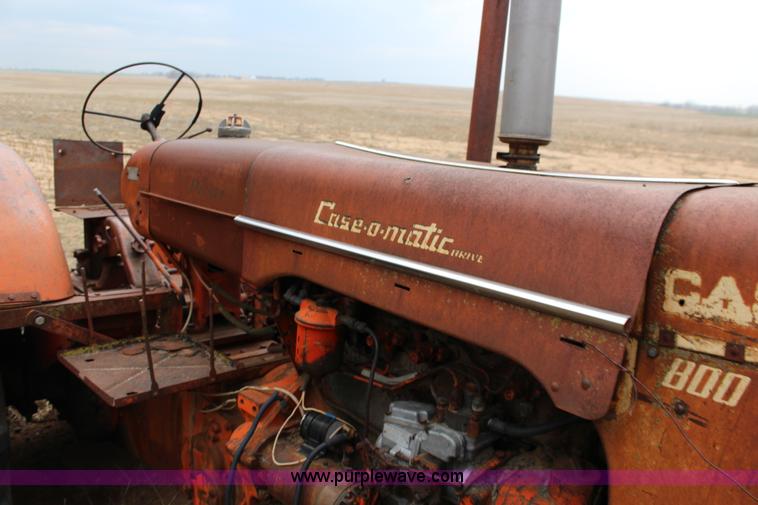 image for item F7614 Case 800 tractor