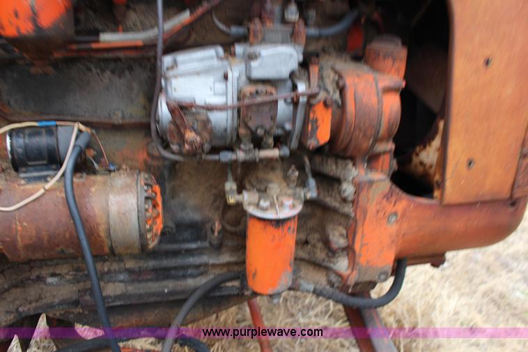 image for item F7614 Case 800 tractor