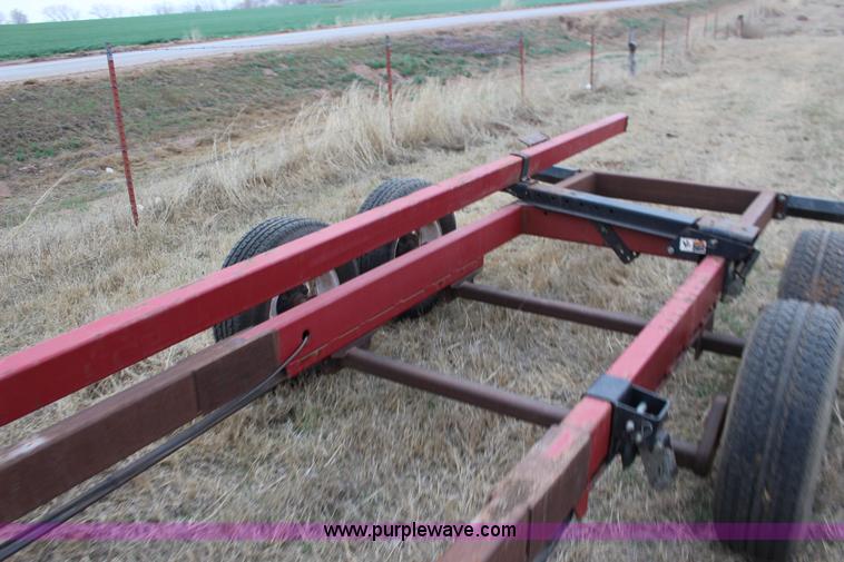 image for item F7624 Road Runner header trailer