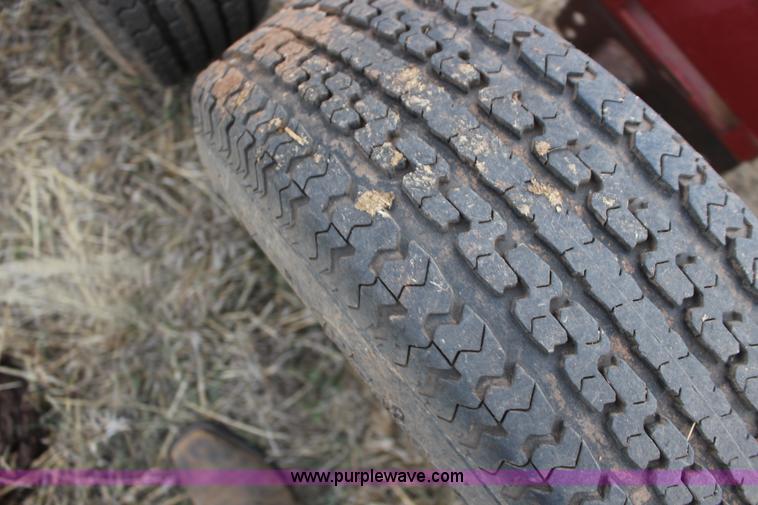 image for item F7624 Road Runner header trailer