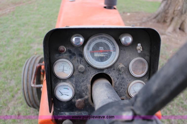 image for item F7626 Allis Chalmers 190XT tractor