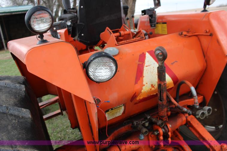 image for item F7626 Allis Chalmers 190XT tractor