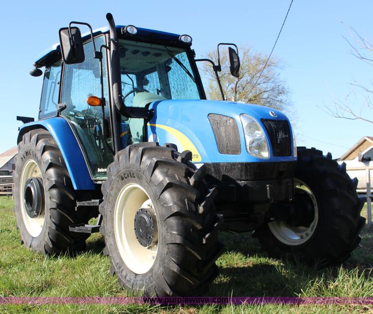 image for item F7639 2010 New Holland T5070 tractor