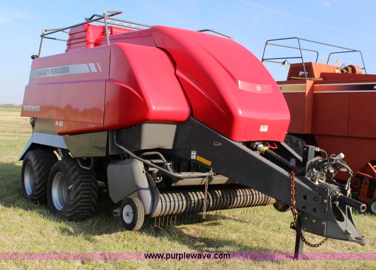 image for item F7656 2011 Massey-Ferguson 2190 large square baler