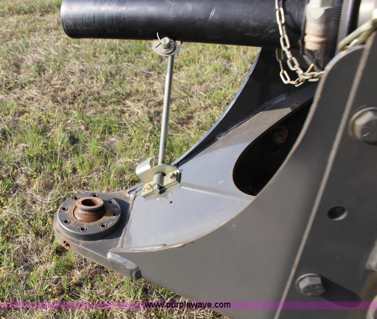 image for item F7656 2011 Massey-Ferguson 2190 large square baler