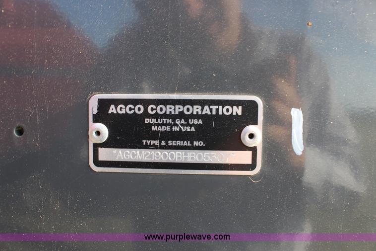 image for item F7656 2011 Massey-Ferguson 2190 large square baler