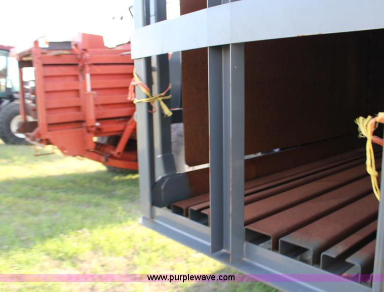 image for item F7656 2011 Massey-Ferguson 2190 large square baler