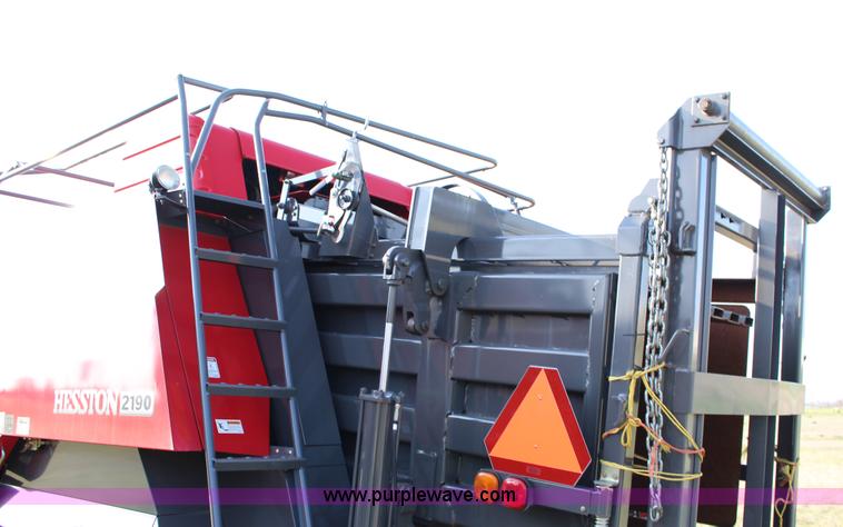 image for item F7656 2011 Massey-Ferguson 2190 large square baler