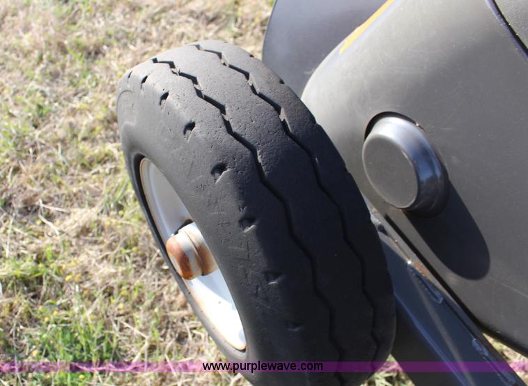 image for item F7656 2011 Massey-Ferguson 2190 large square baler