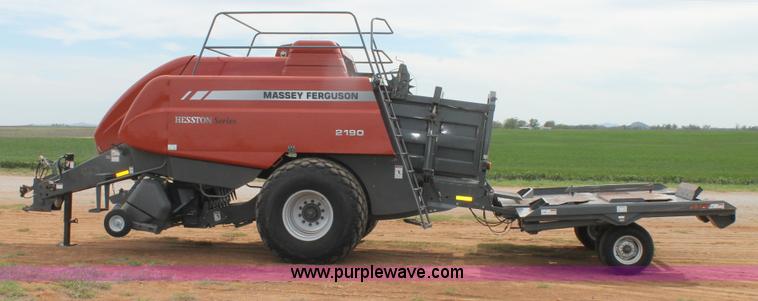 image for item H1538 2007 Massey-Ferguson 2190 large square baler