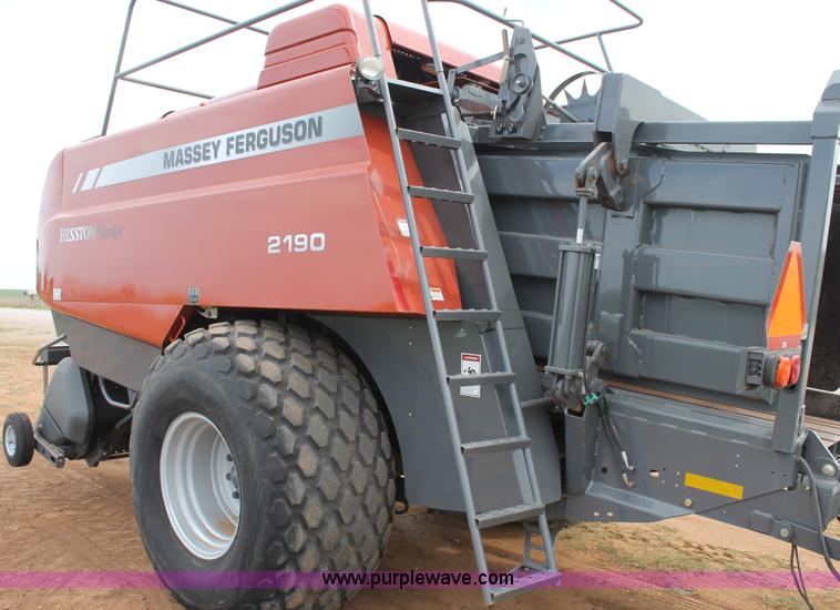 image for item H1538 2007 Massey-Ferguson 2190 large square baler