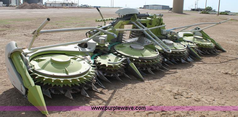 image for item H1539 2011 Claas Orbis 750 forage head