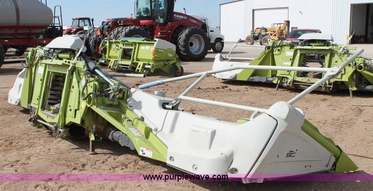 image for item H1539 2011 Claas Orbis 750 forage head