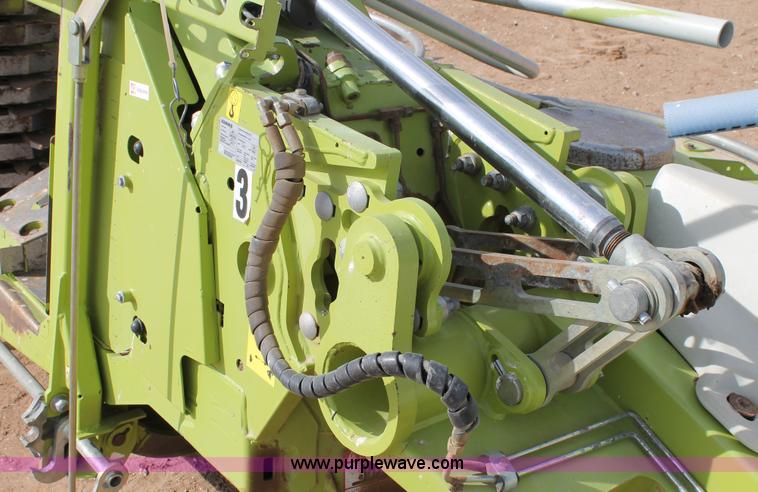 image for item H1539 2011 Claas Orbis 750 forage head