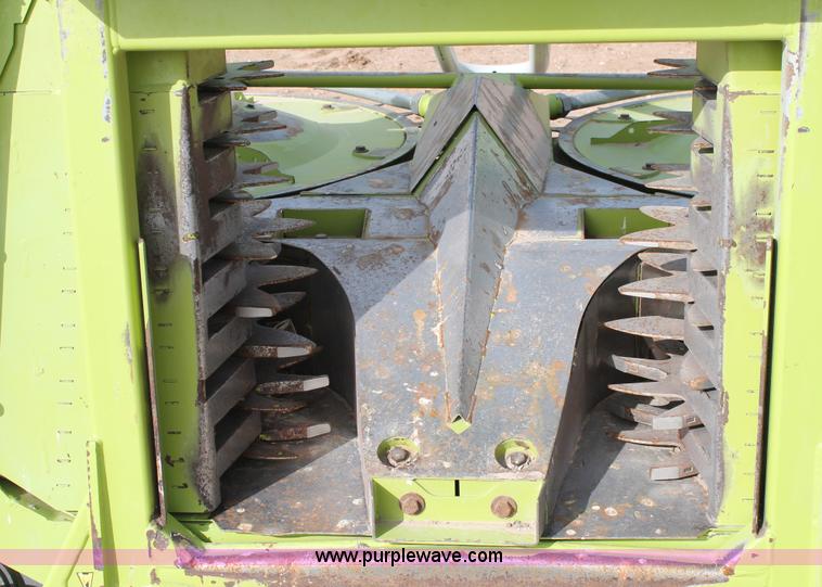 image for item H1539 2011 Claas Orbis 750 forage head