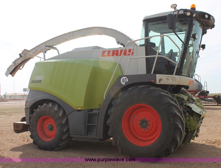 image for item H1541 2011 Claas Jaguar 980 forage harvester