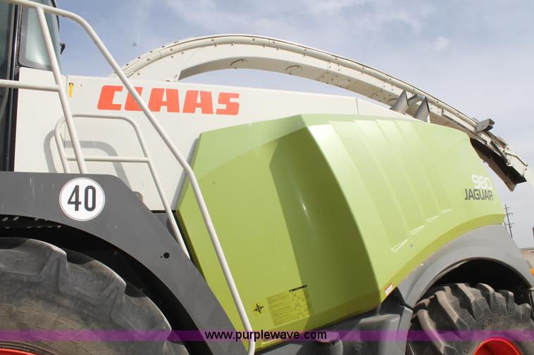 image for item H1541 2011 Claas Jaguar 980 forage harvester