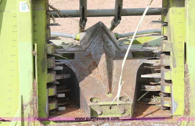 image for item H1542 2012 Claas Orbis 750 forage head