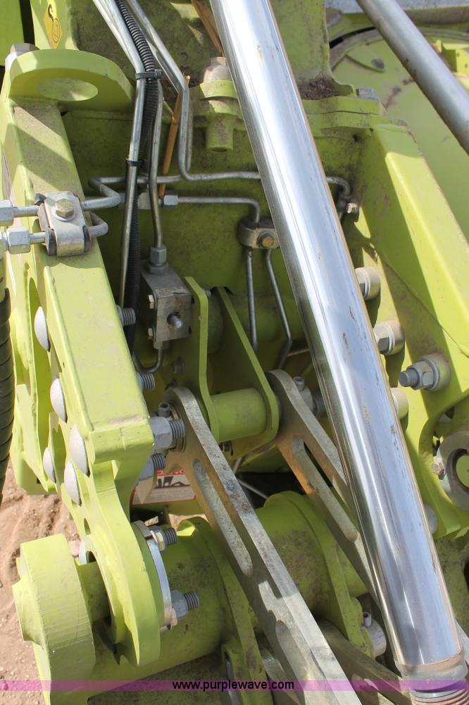 image for item H1542 2012 Claas Orbis 750 forage head