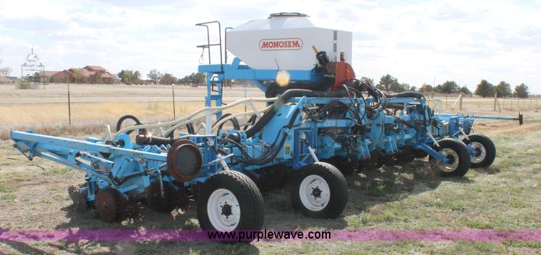 image for item H1545 Monosem NG Plus twin row planter