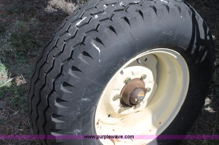 image for item H1545 Monosem NG Plus twin row planter