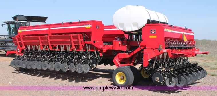 image for item H1558 2009 Sunflower 9434 grain drill