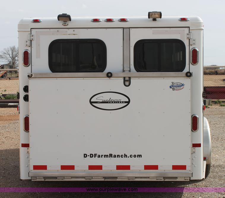 image for item H1577 2013 Sundowner Show livestock trailer