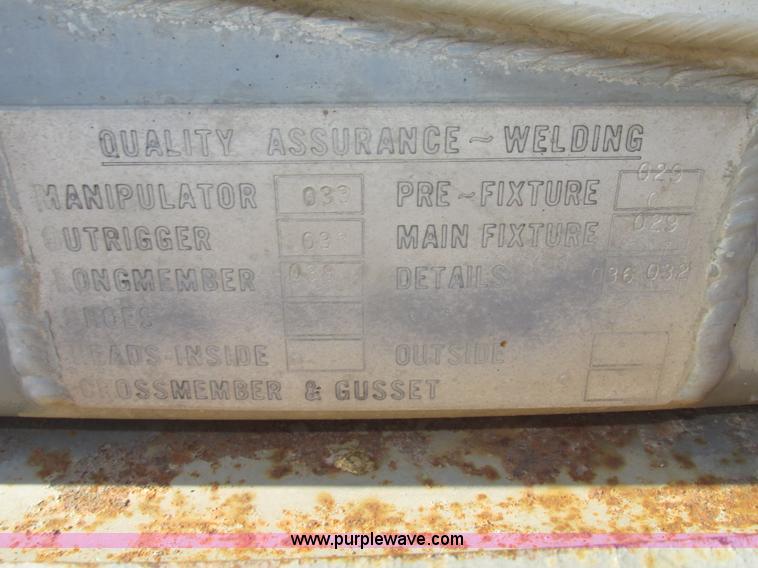 image for item H4710 1975 Heil 40' tanker trailer