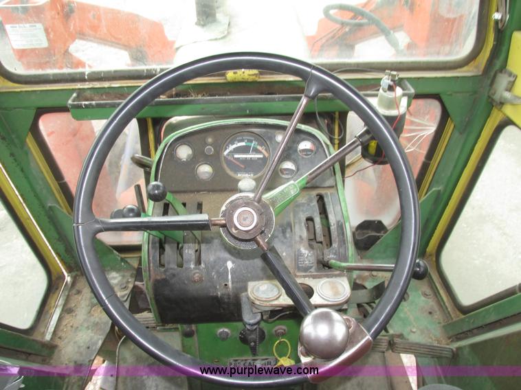 image for item H4712 John Deere 4020 tractor