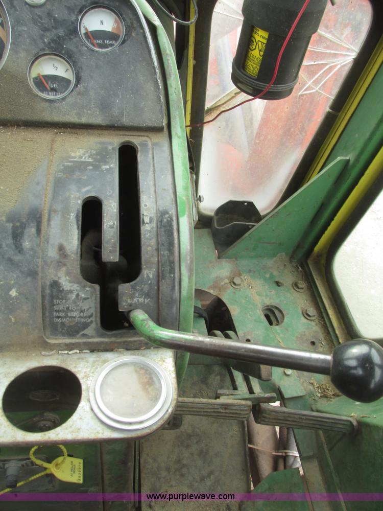 image for item H4712 John Deere 4020 tractor