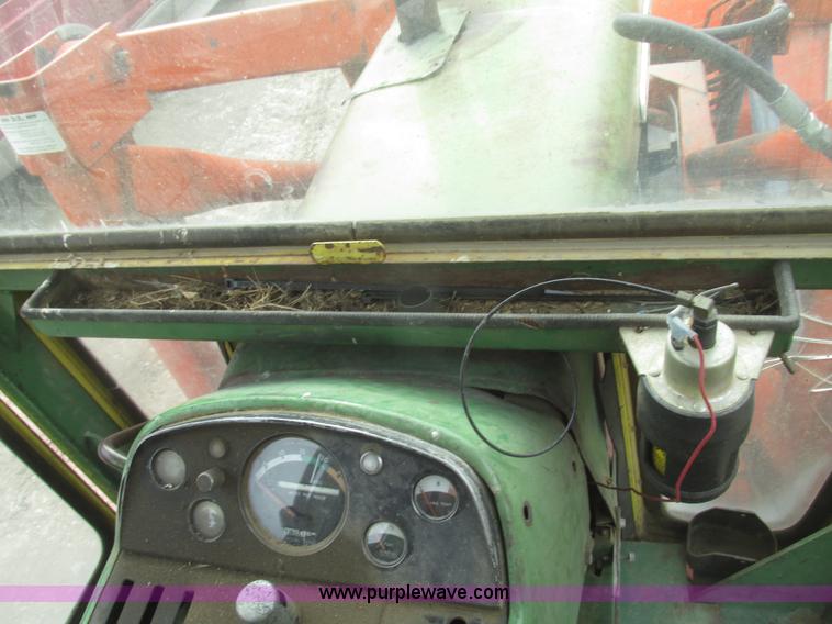 image for item H4712 John Deere 4020 tractor