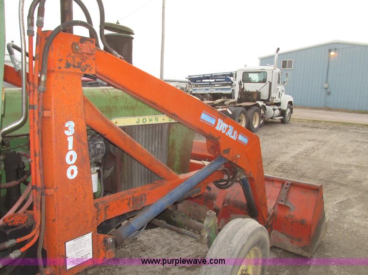 image for item H4712 John Deere 4020 tractor