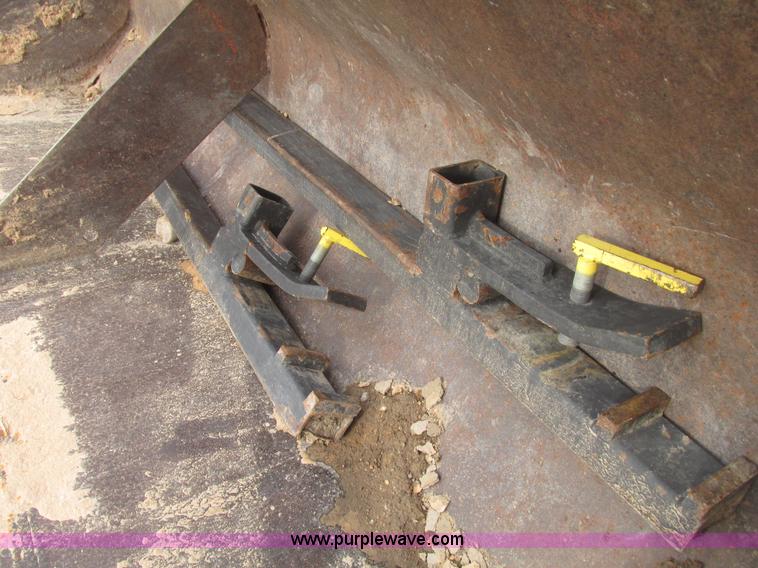 image for item H4712 John Deere 4020 tractor